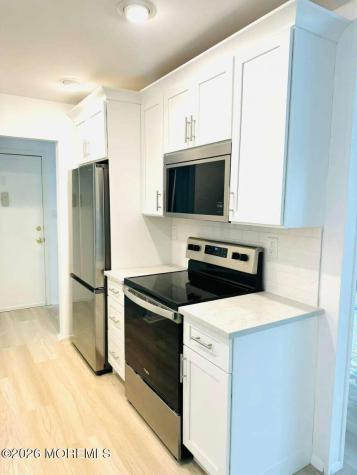 175 Amberly Drive Manalapan NJ 07726