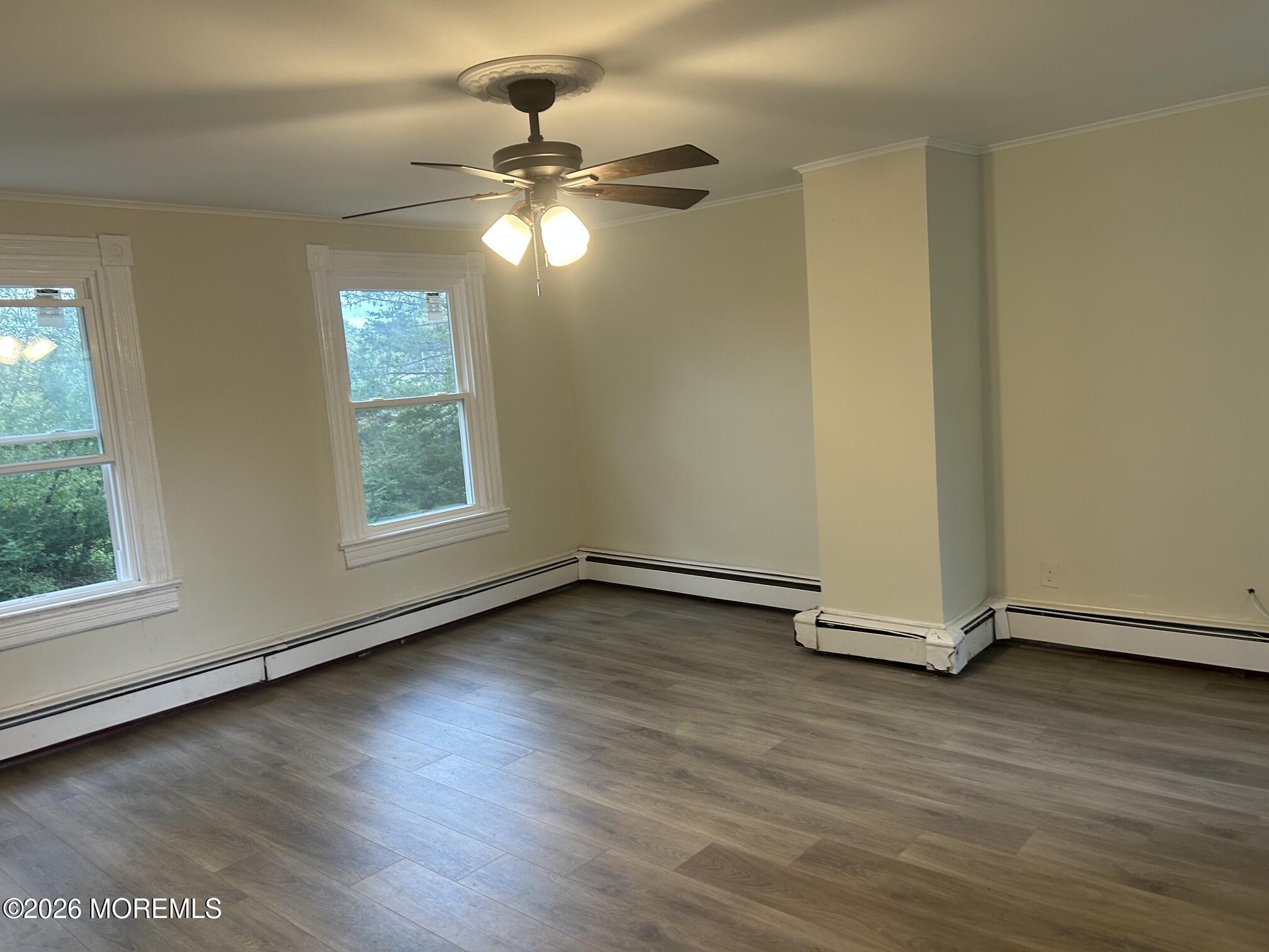 982 Nj-33 Freehold NJ 07728