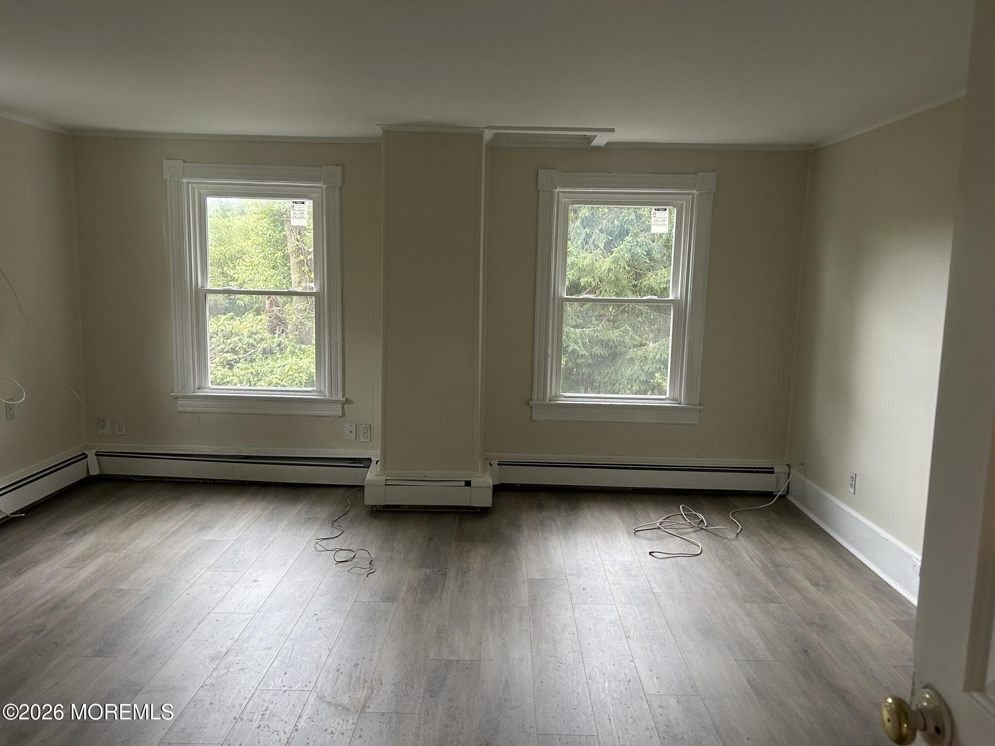 982 Nj-33 Freehold NJ 07728