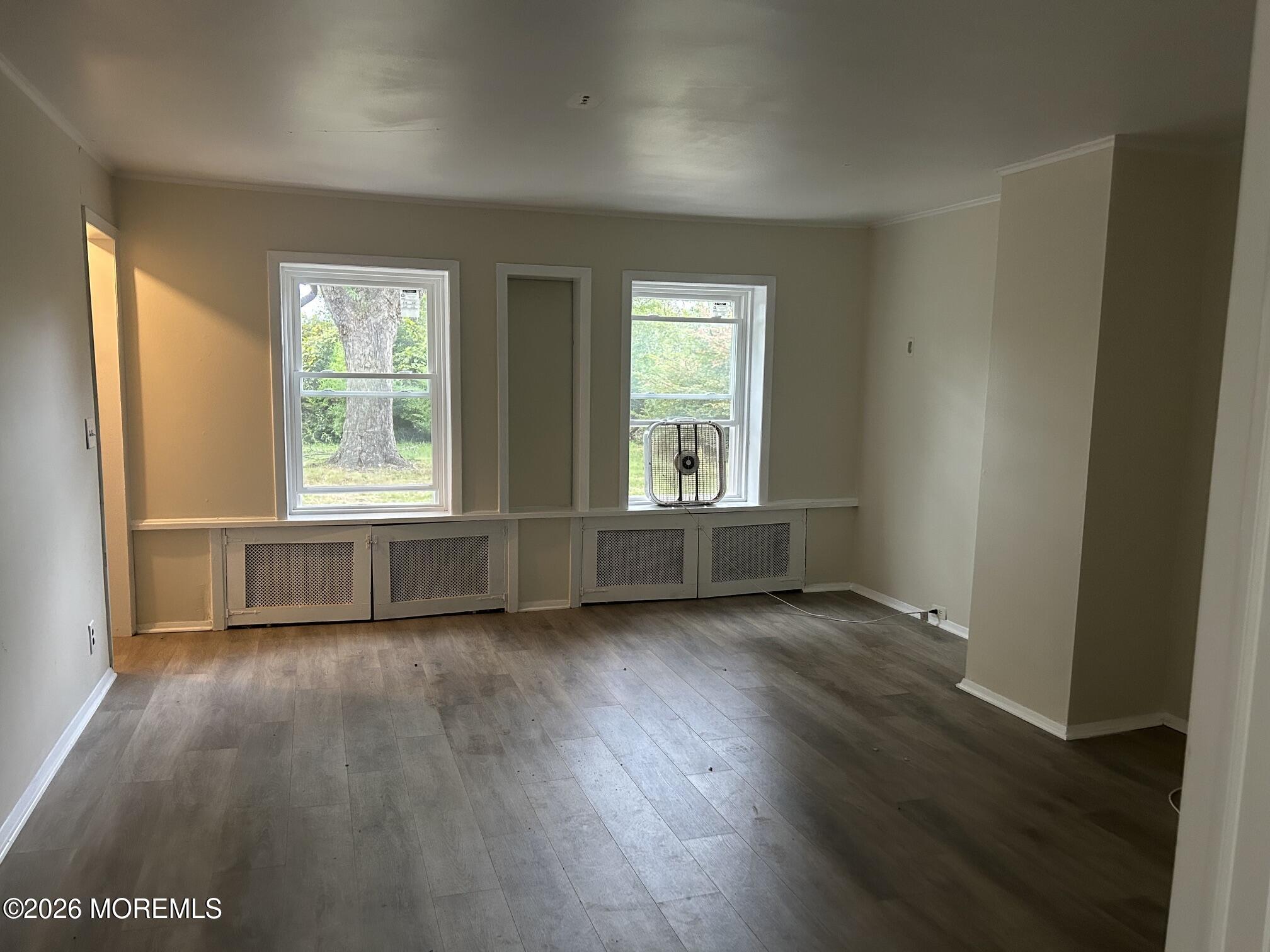 982 Nj-33 Freehold NJ 07728