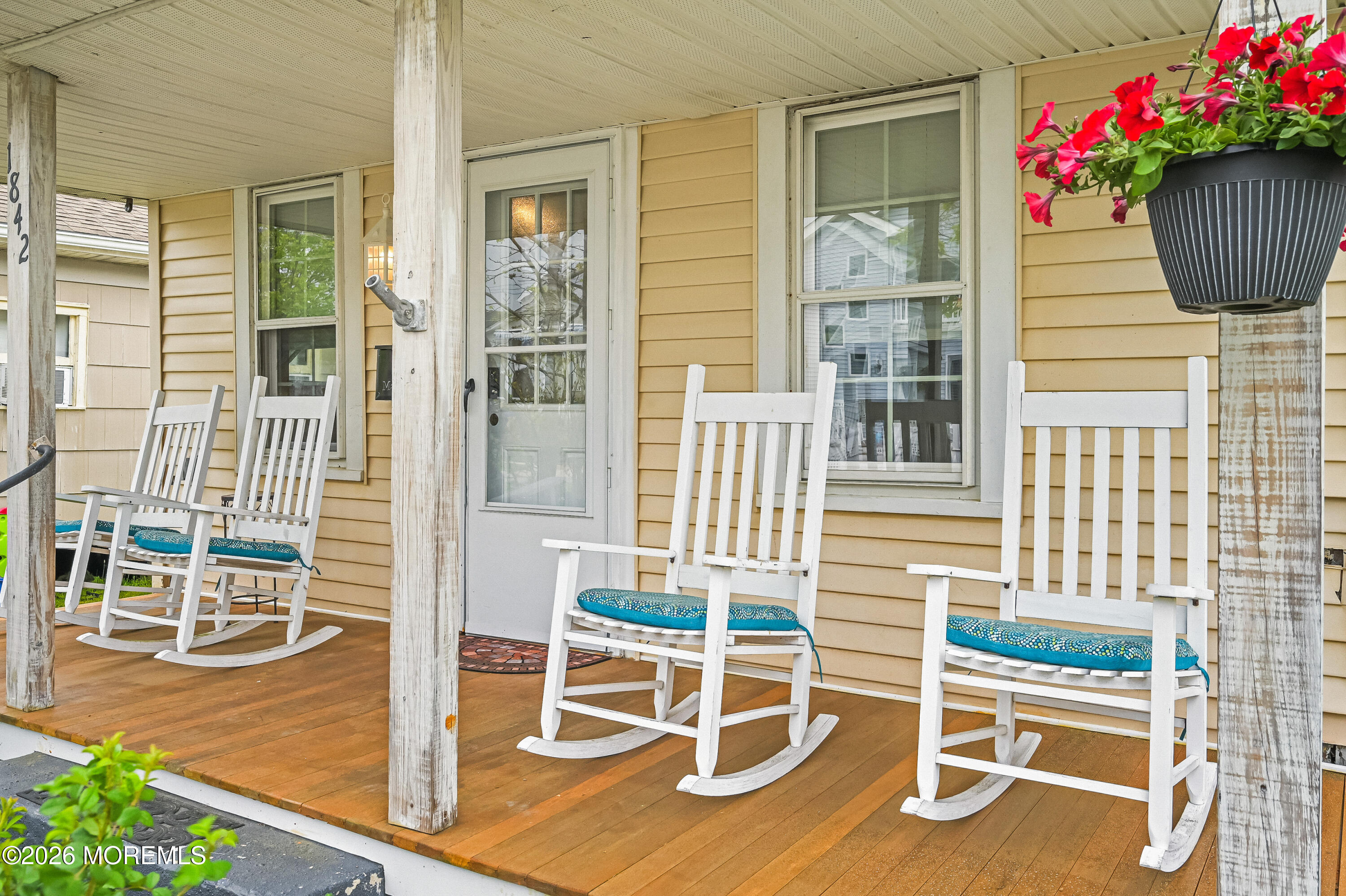 1842 Parkway Lake Como NJ 07719