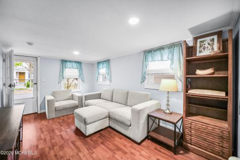 1842 Parkway Lake Como NJ 07719