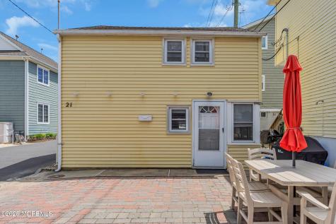 21 E Bay Way Lavallette NJ 08735