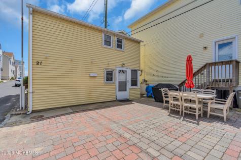 21 E Bay Way Lavallette NJ 08735