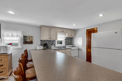 21 E Bay Way Lavallette NJ 08735