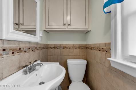 21 E Bay Way Lavallette NJ 08735