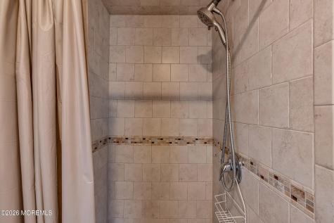 21 E Bay Way Lavallette NJ 08735