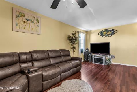 12 Jacobson Street Sayreville NJ 08872