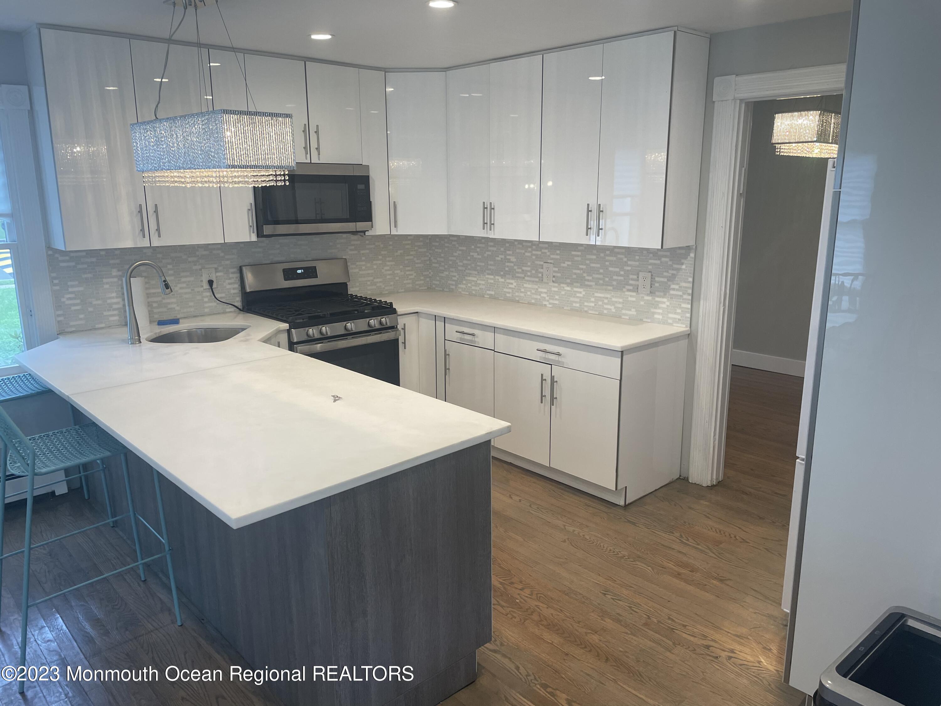 363 Lake Avenue Oakhurst NJ 07755