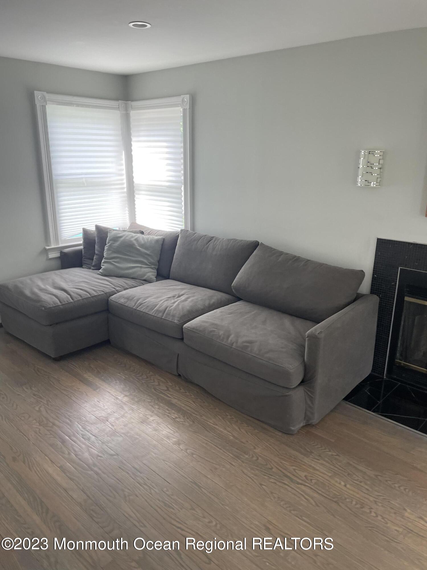 363 Lake Avenue Oakhurst NJ 07755