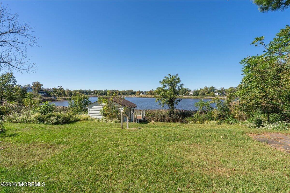 64 Shrewsbury Avenue Red Bank NJ 07701