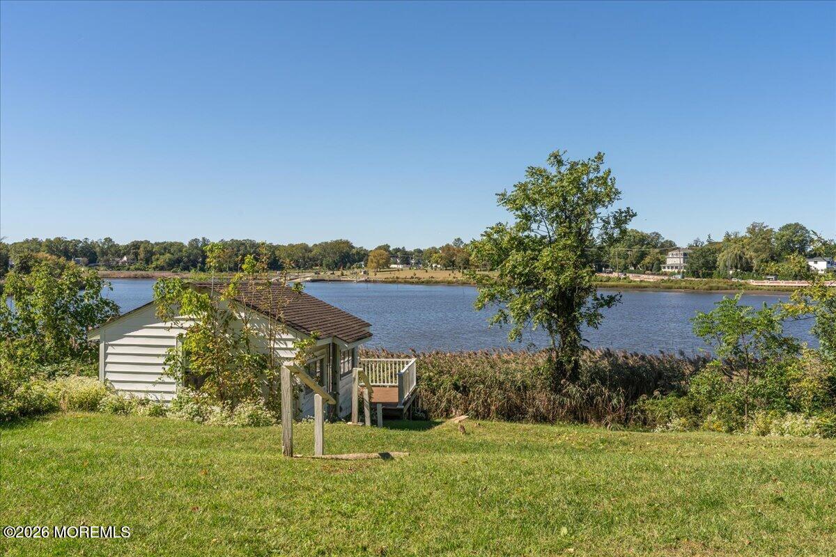 64 Shrewsbury Avenue Red Bank NJ 07701