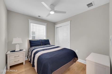 12 Shell Road Mantoloking NJ 08738