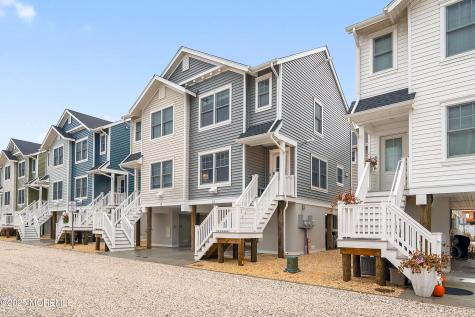 12 Shell Road Mantoloking NJ 08738