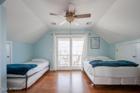 556 Pike Avenue Manasquan NJ 08736