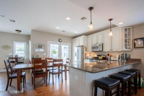 556 Pike Avenue Manasquan NJ 08736