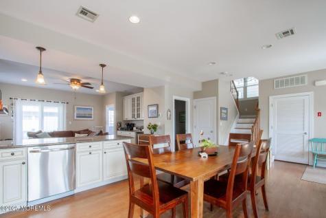 556 Pike Avenue Manasquan NJ 08736