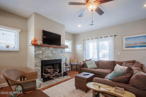 556 Pike Avenue Manasquan NJ 08736