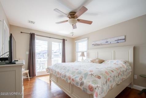 556 Pike Avenue Manasquan NJ 08736