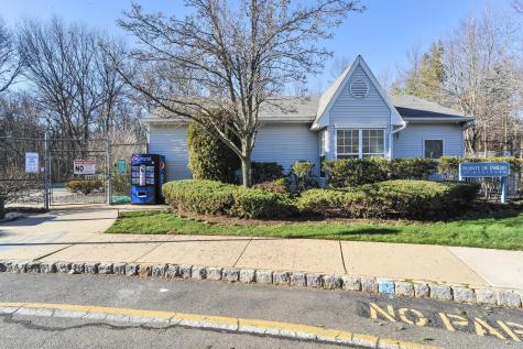 997 Tarragon Court Morganville NJ 07751