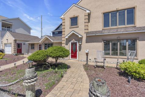 2A Holiday Road Ortley Beach NJ 08751