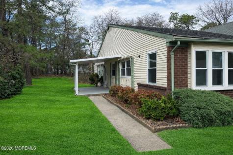 8A Canton Drive Whiting NJ 08759