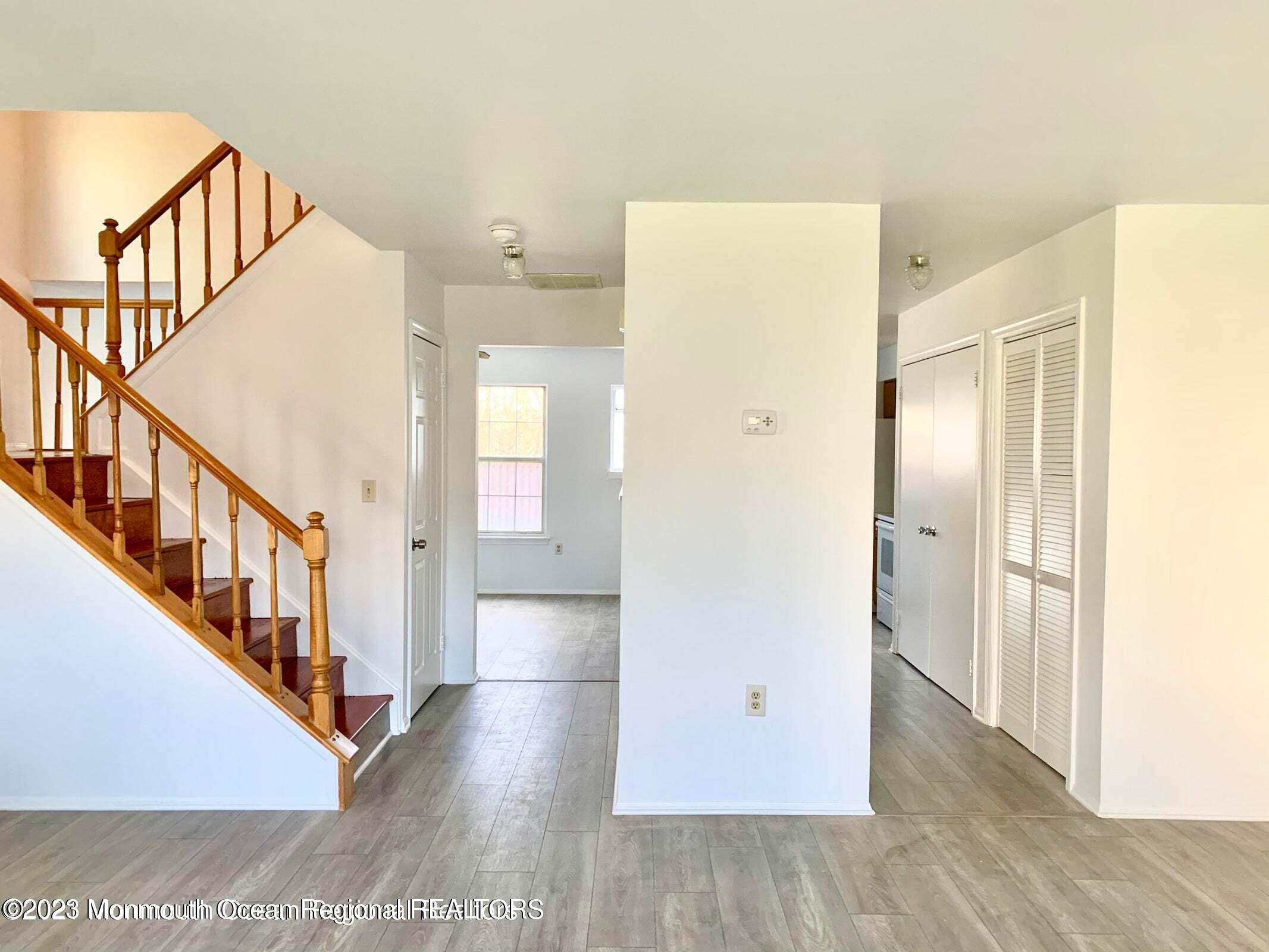 14 Delikat Lane Sayreville NJ 08872