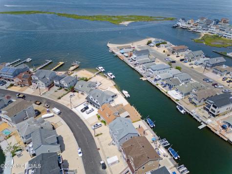 231 Bryn Mawr Avenue Lavallette NJ 08735