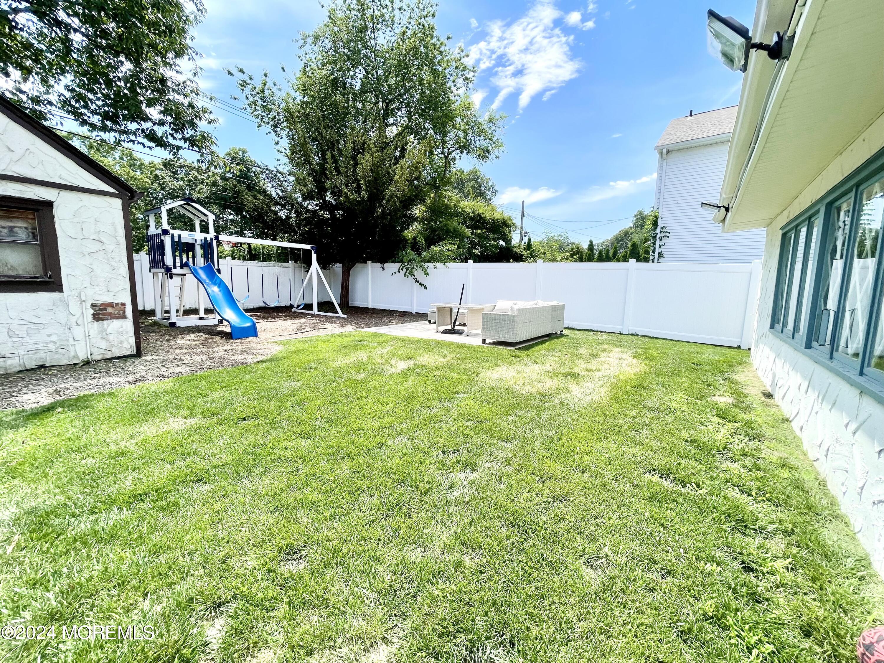 254 Lawrence Avenue Oakhurst NJ 07755