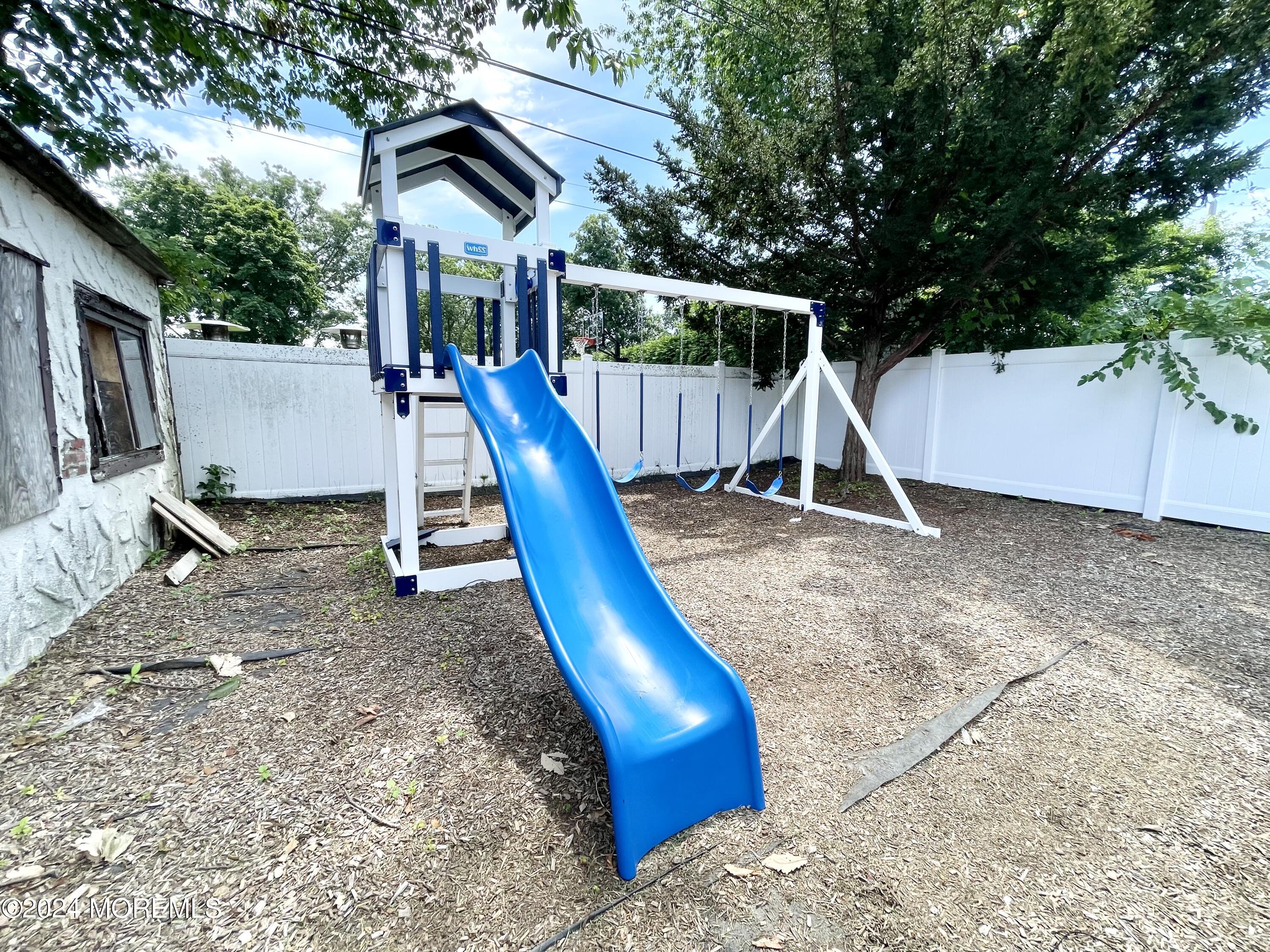 254 Lawrence Avenue Oakhurst NJ 07755