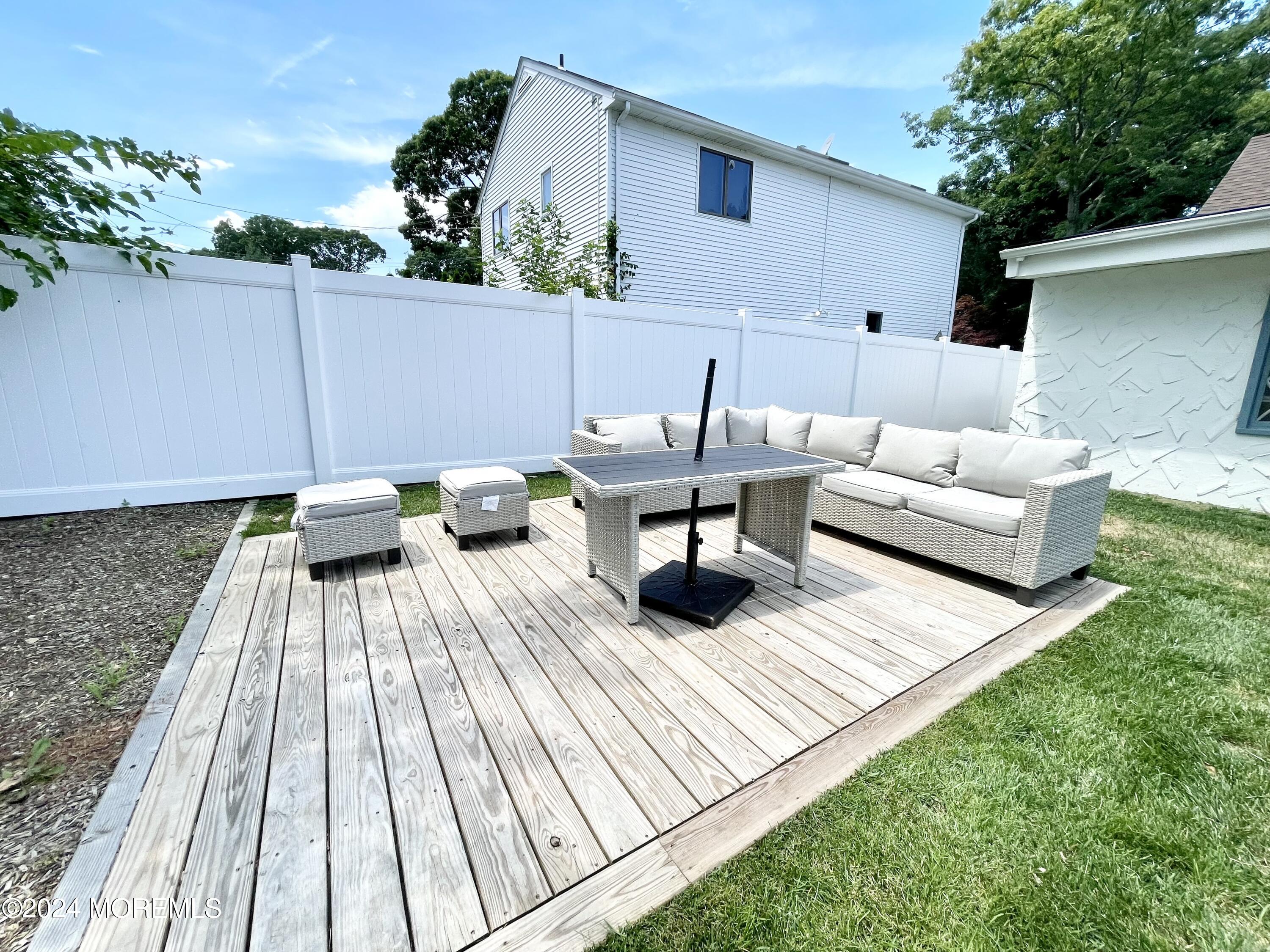 254 Lawrence Avenue Oakhurst NJ 07755