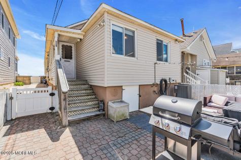 115 Beachfront Manasquan NJ 08736
