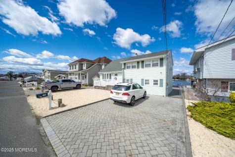 58 E Lagoona Drive Brick NJ 08723