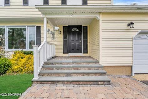 19 Fieldstone Lane Ocean Twp NJ 07712