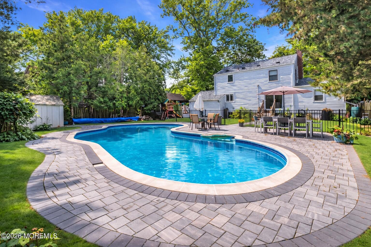 416 Roosevelt Avenue Oakhurst NJ 07755