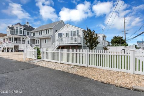 301 W Kupper Drive Normandy Beach NJ 08739