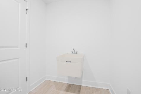 103 Woolley Court Oakhurst NJ 07755