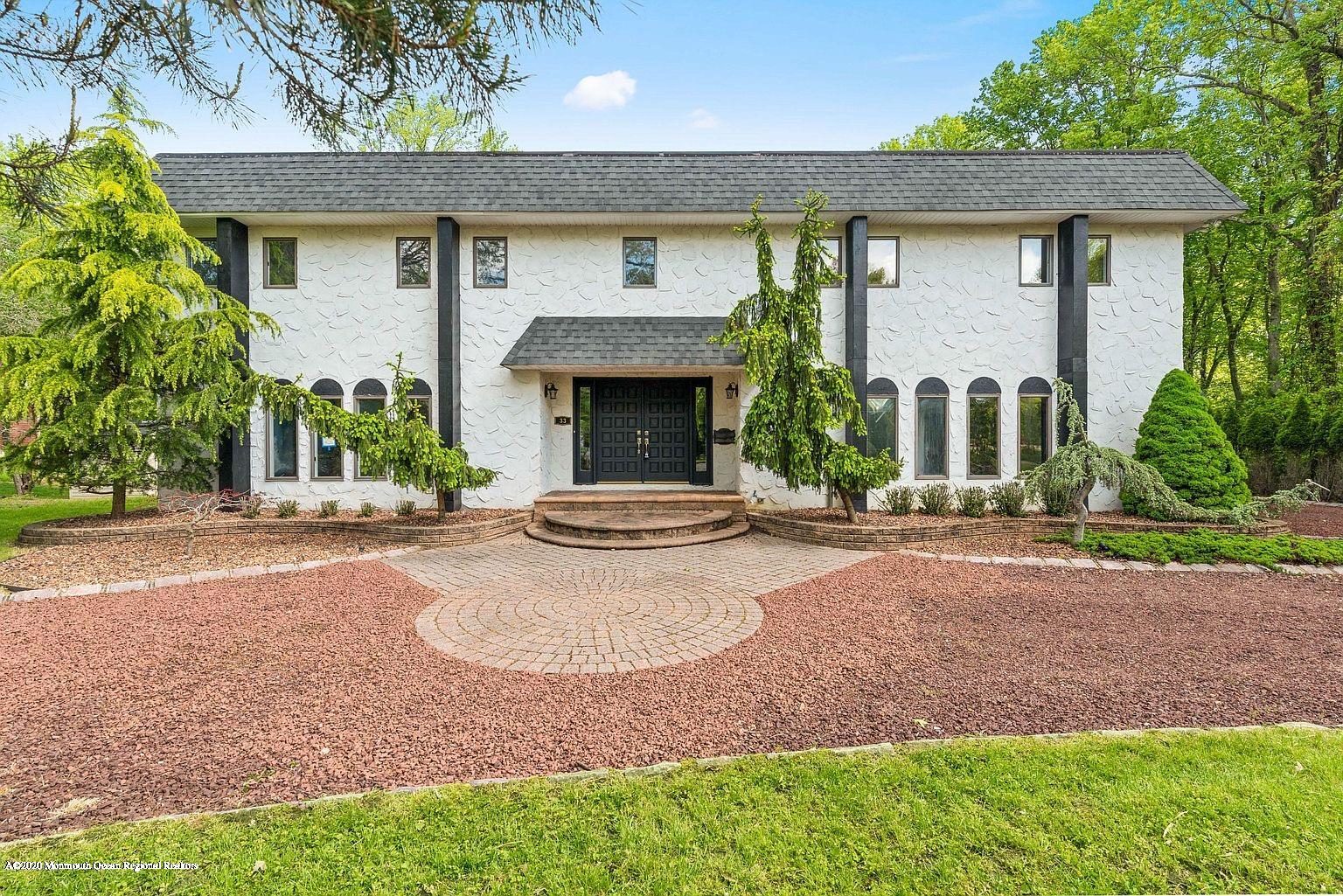 33 Heath Avenue Oakhurst NJ 07755