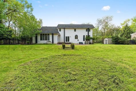 33 Heath Avenue Oakhurst NJ 07755