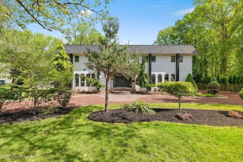 33 Heath Avenue Oakhurst NJ 07755