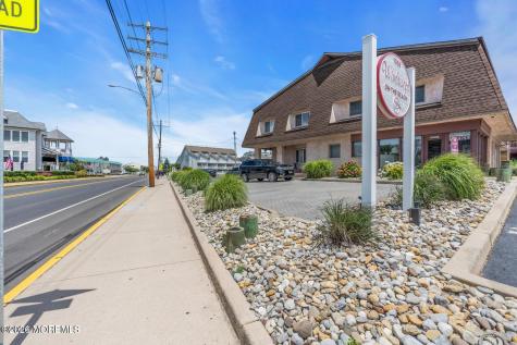 1008 Ocean Avenue Point Pleasant NJ 08742