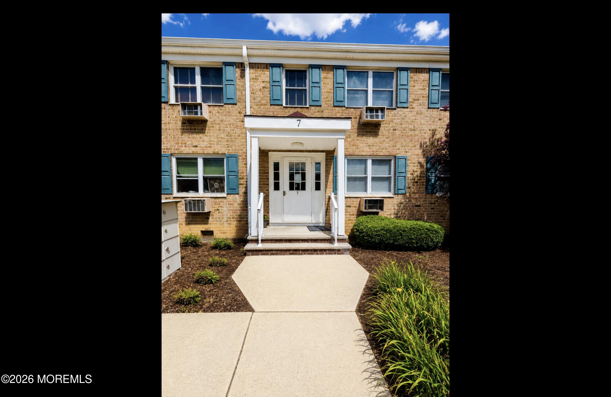 4 Windsor Terrace Freehold NJ 07728