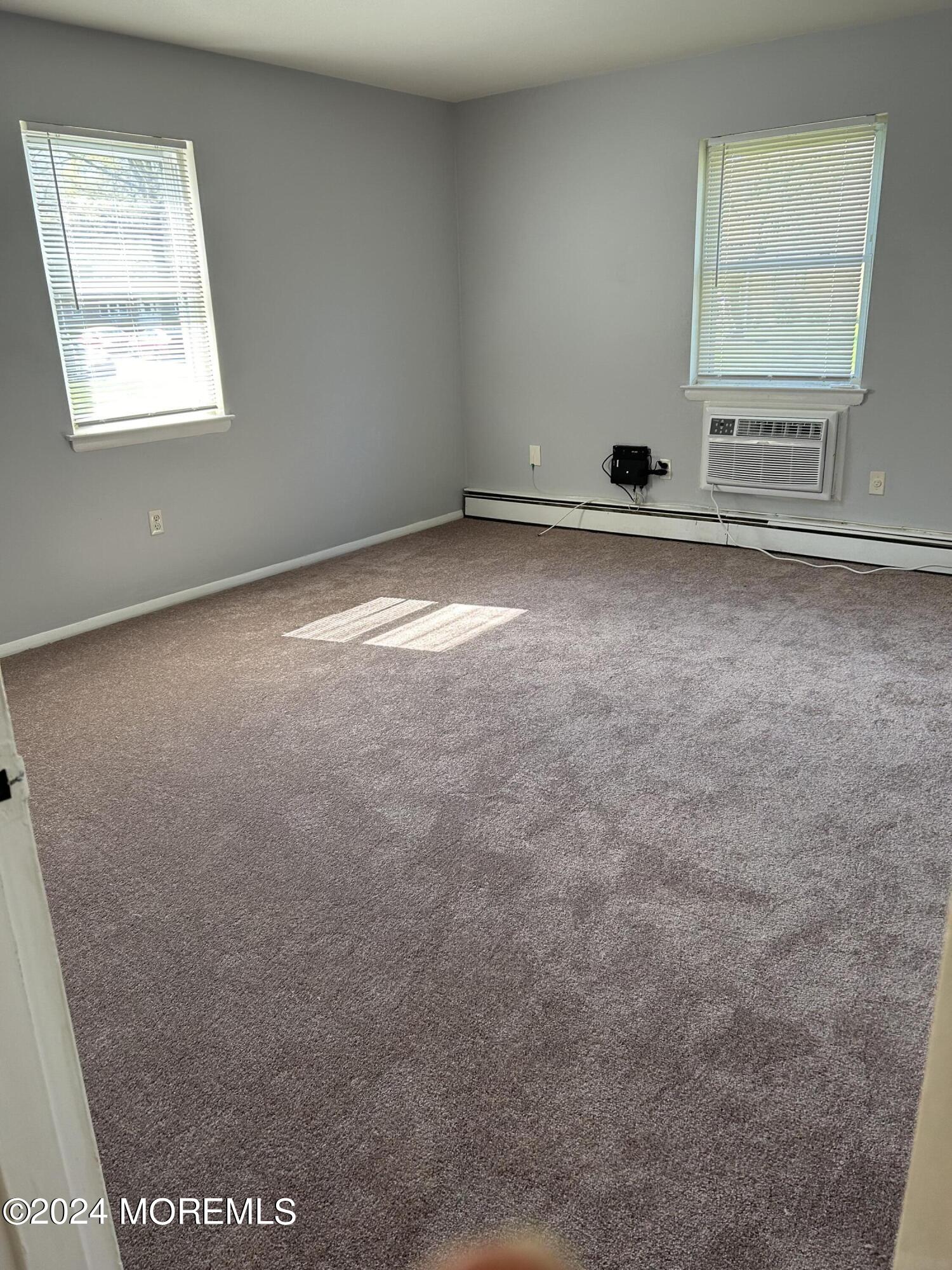 4 Windsor Terrace Freehold NJ 07728