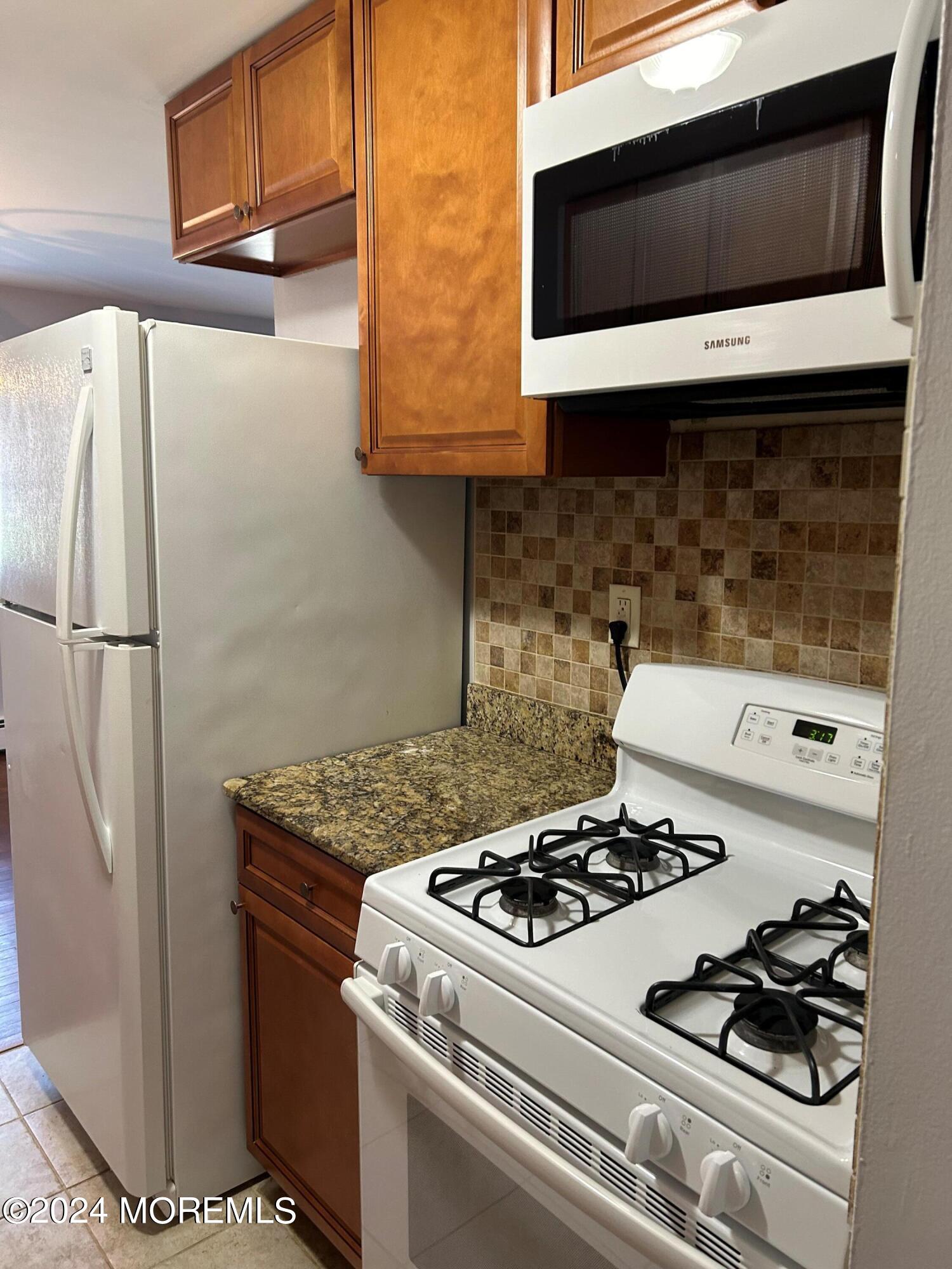4 Windsor Terrace Freehold NJ 07728