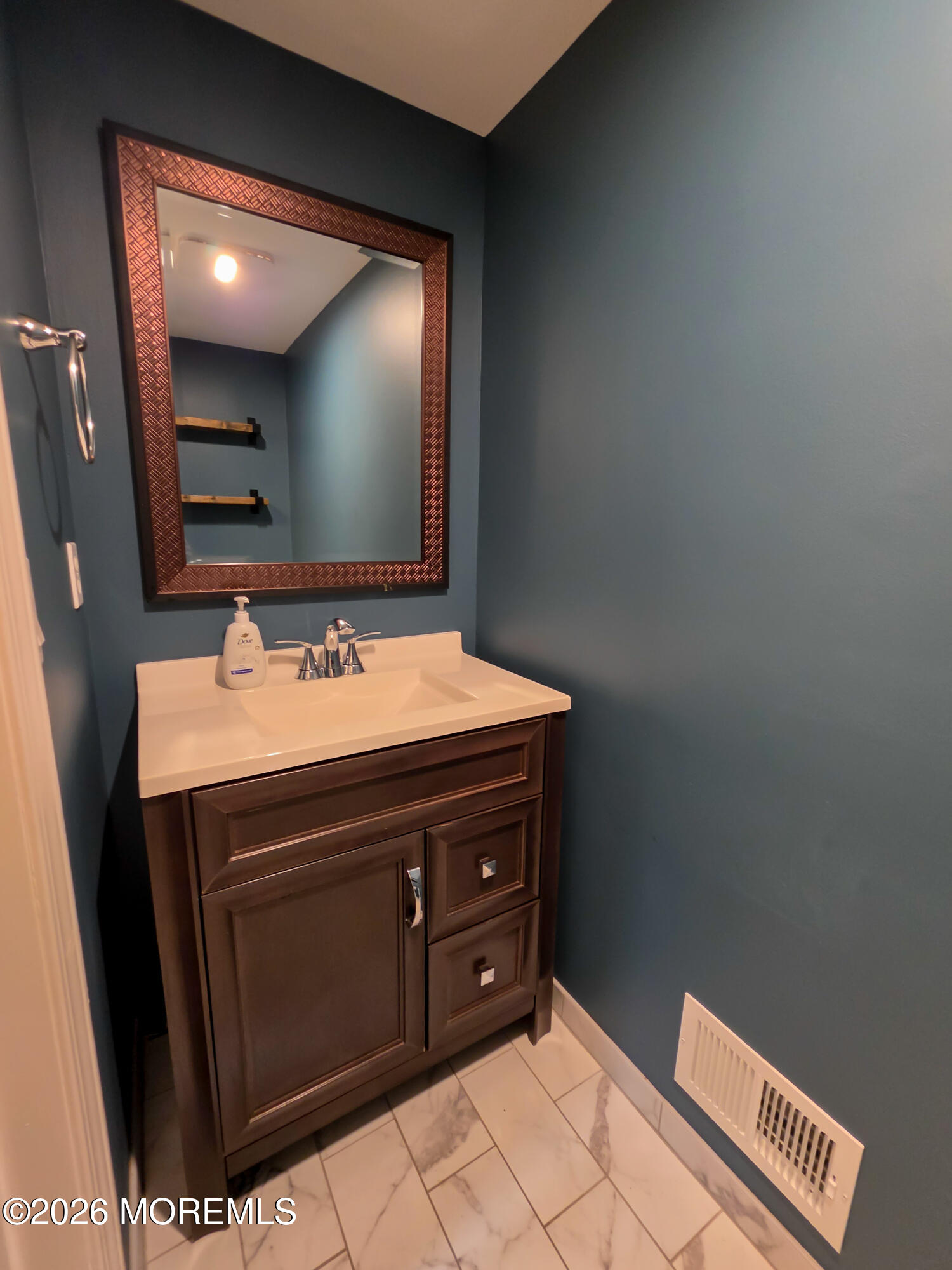 23 Commons Drive Neptune Township NJ 07753