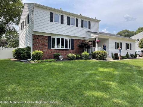 104 Pear Street Oakhurst NJ 07755