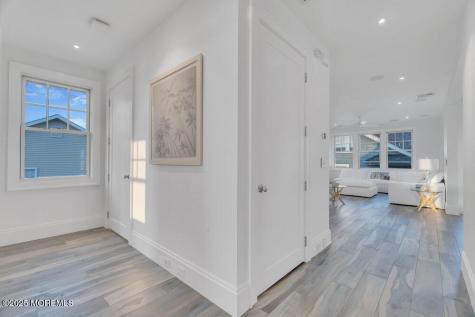 985 Ocean Avenue Mantoloking NJ 08738