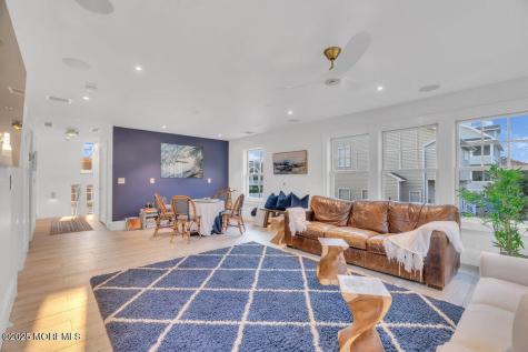 985 Ocean Avenue Mantoloking NJ 08738