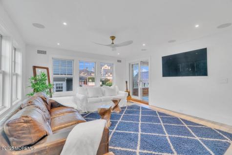 985 Ocean Avenue Mantoloking NJ 08738