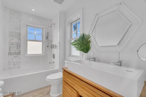 985 Ocean Avenue Mantoloking NJ 08738